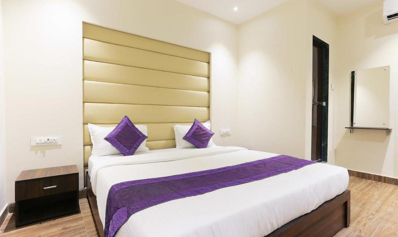 Fabexpress Golden Tulipz Hotell Mumbai Exteriör bild