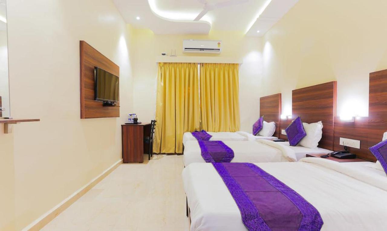 Fabexpress Golden Tulipz Hotell Mumbai Exteriör bild
