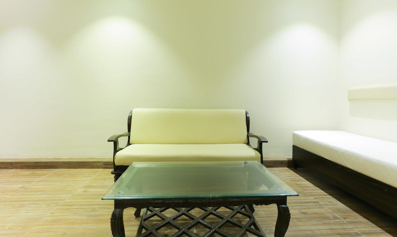 Fabexpress Golden Tulipz Hotell Mumbai Exteriör bild